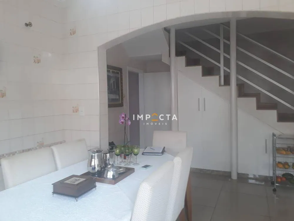 Casa, 3 quartos, 187 m² - Foto 3