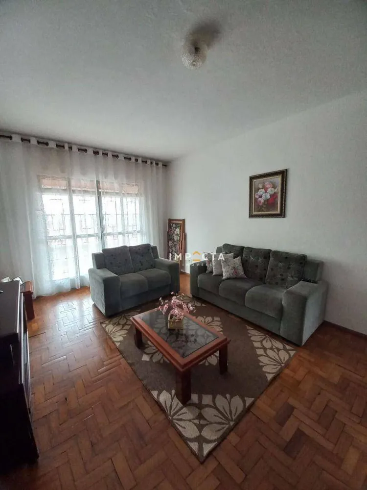 Casa, 3 quartos, 212 m² - Foto 1