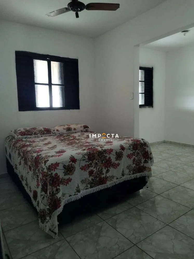 Chácara, 3 quartos, 1600 m² - Foto 4