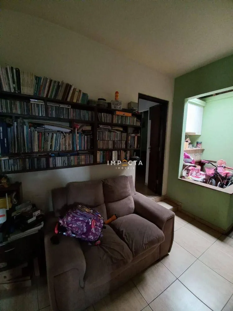 Casa, 5 quartos, 212 m² - Foto 3