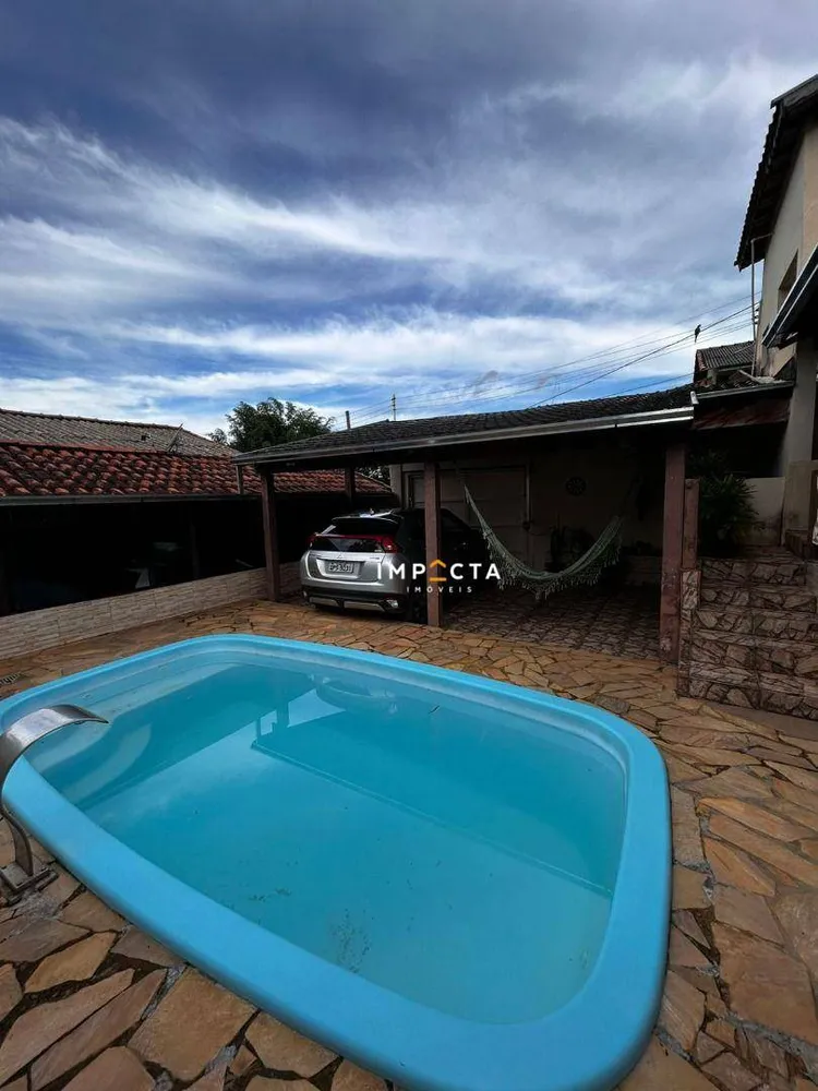 Chácara, 4 quartos, 600 m² - Foto 2