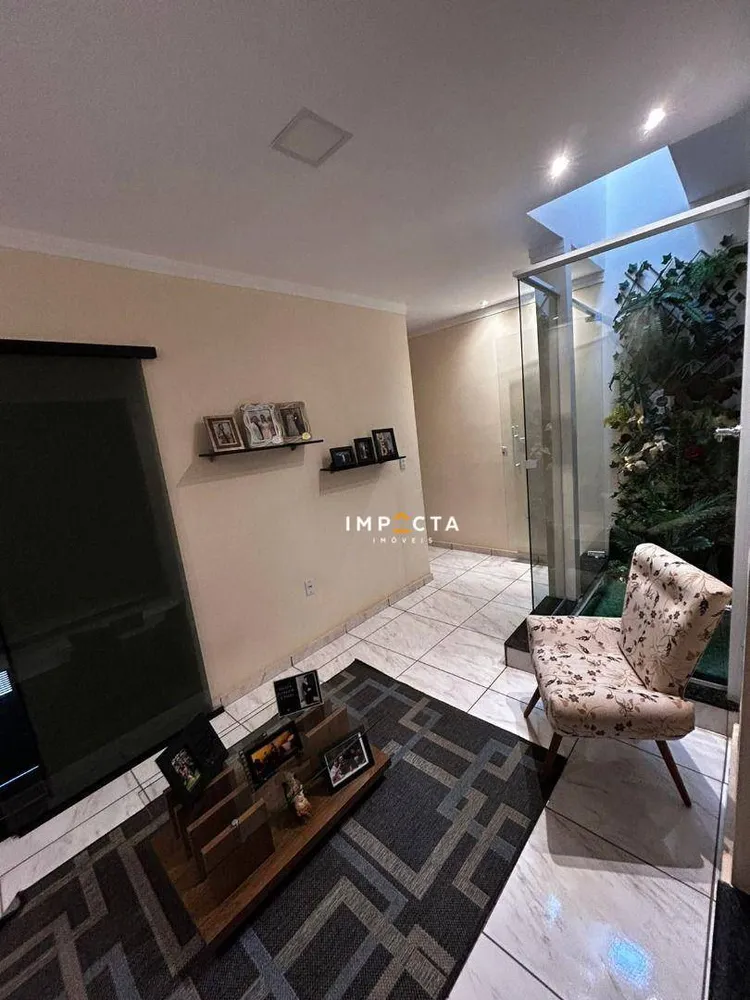 Chácara, 4 quartos, 600 m² - Foto 3