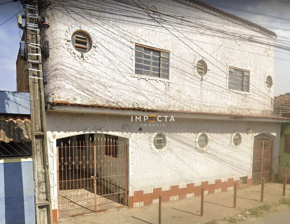 Casa, 4 quartos, 230 m² - Foto 1