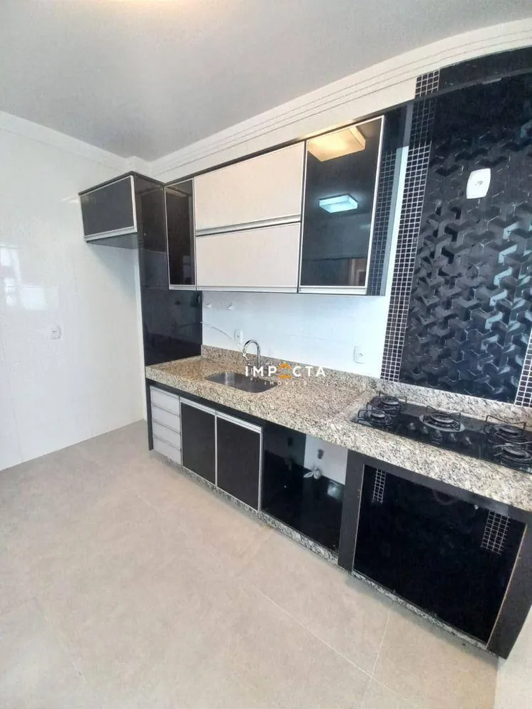 Apartamento, 3 quartos, 100 m² - Foto 2