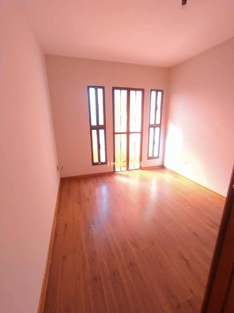 Casa, 2 quartos, 200 m² - Foto 12