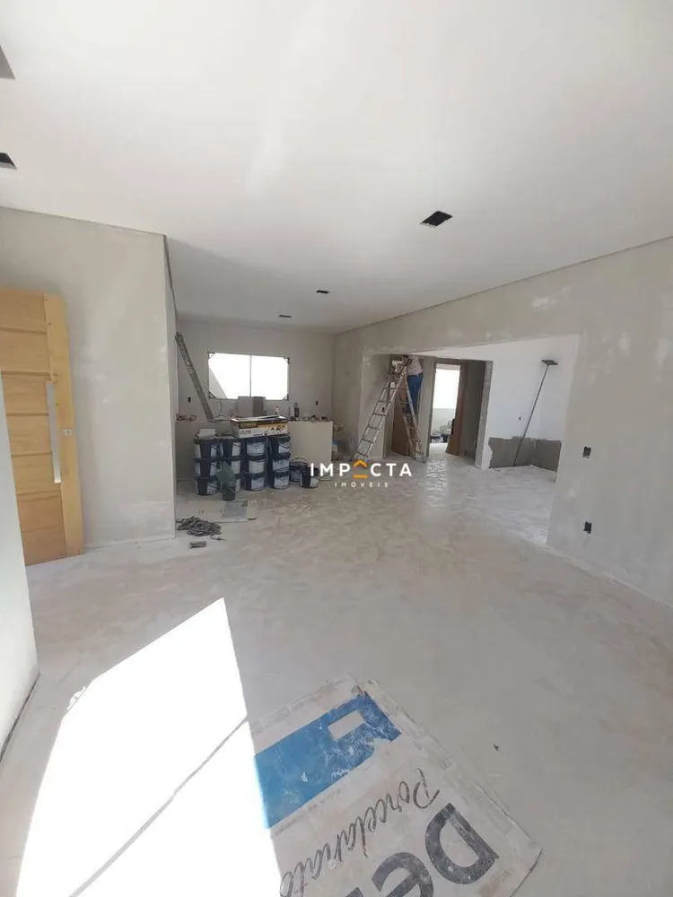 Casa, 3 quartos, 156 m² - Foto 2