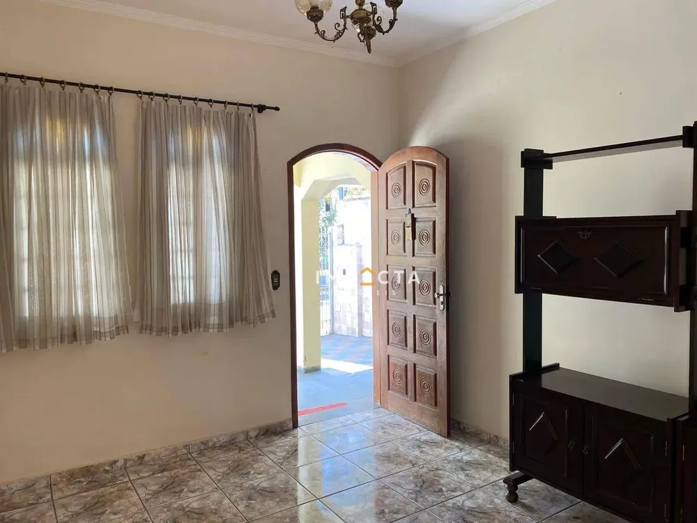 Casa, 3 quartos, 147 m² - Foto 1