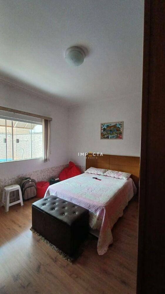 Casa, 3 quartos, 190 m² - Foto 4