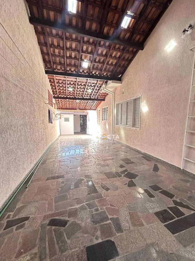 Casa à venda com 4 quartos, 163m² - Foto 5