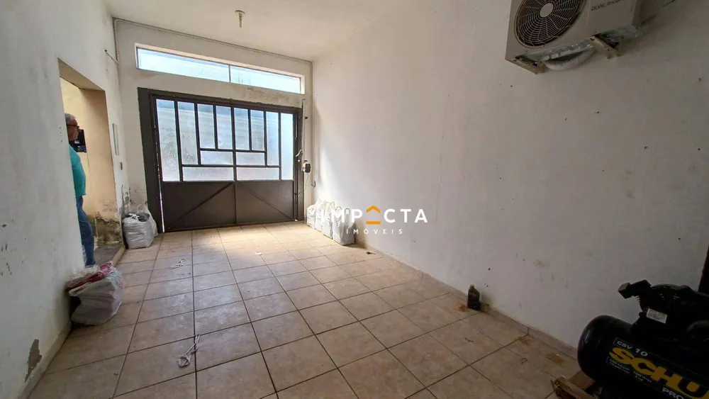 Casa, 3 quartos, 197 m² - Foto 2