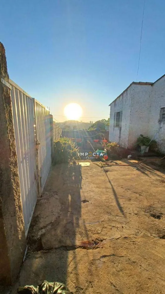 Chácara, 2 quartos, 879 m² - Foto 8