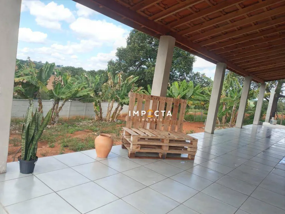 Chácara, 3 quartos, 2000 m² - Foto 1