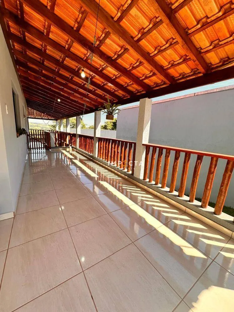 Chácara, 3 quartos, 600 m² - Foto 2