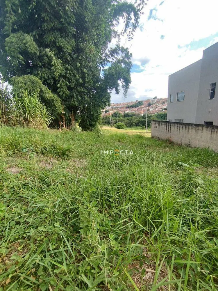 Terreno, 240 m² - Foto 2