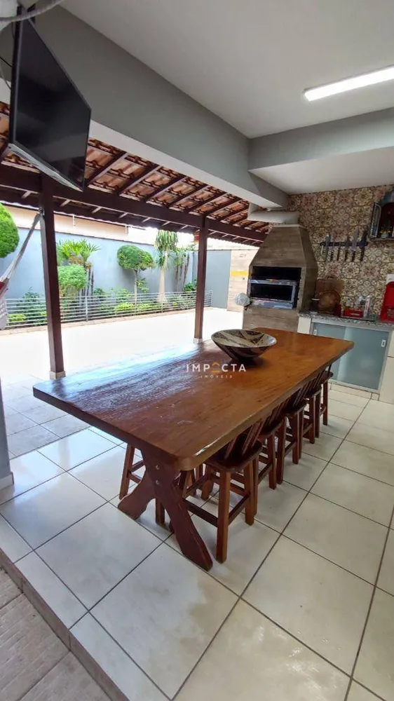 Casa, 3 quartos, 270 m² - Foto 8