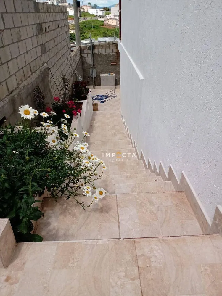 Casa, 3 quartos, 180 m² - Foto 3