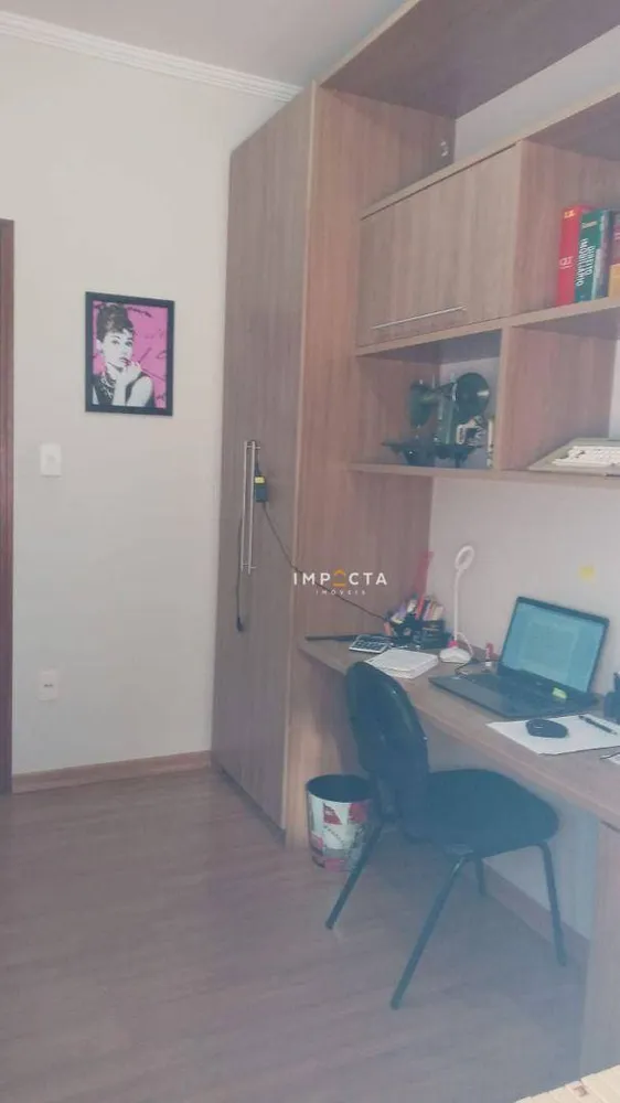 Casa, 4 quartos, 230 m² - Foto 5