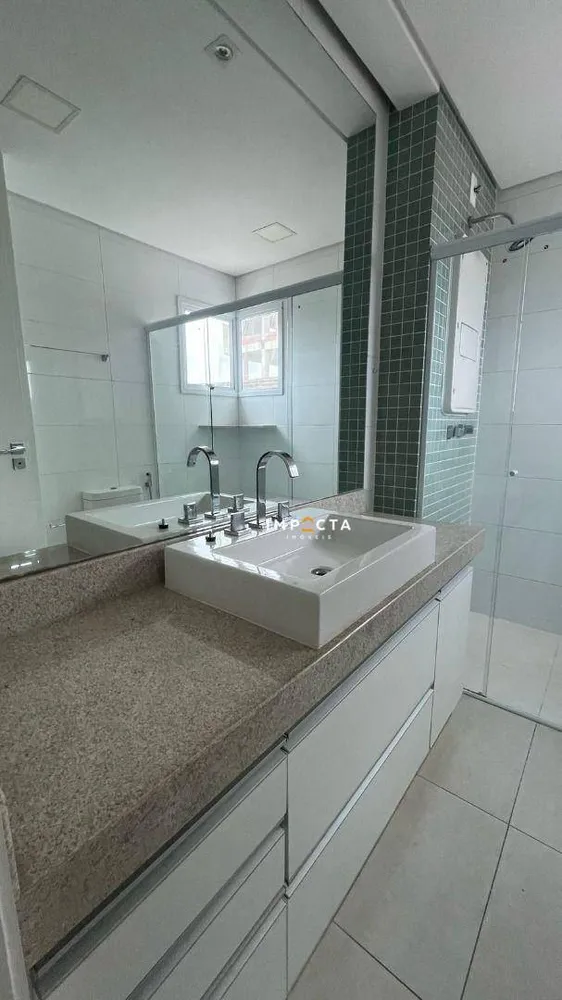 Apartamento, 3 quartos, 132 m² - Foto 2