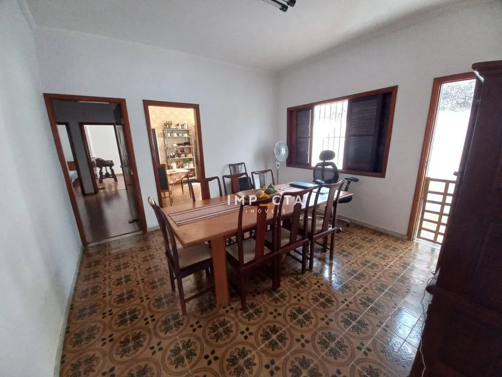Casa, 3 quartos, 267 m² - Foto 1