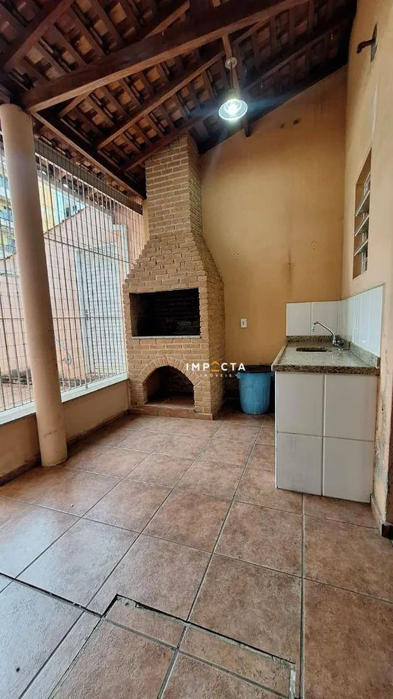 Casa, 6 quartos, 160 m² - Foto 4