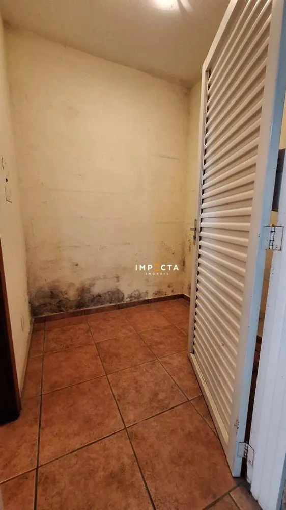 Casa, 6 quartos, 160 m² - Foto 3