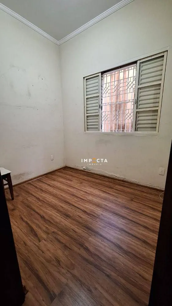 Casa, 6 quartos, 160 m² - Foto 2
