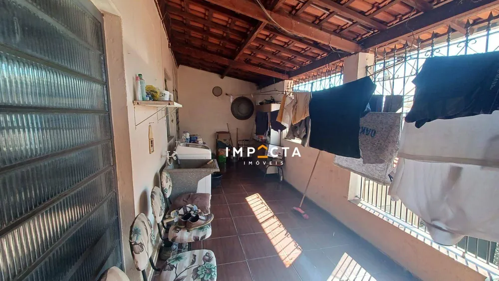 Sobrado, 8 quartos, 339 m² - Foto 5