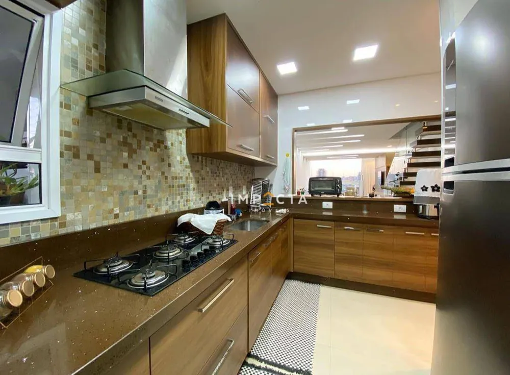 Cobertura, 4 quartos, 205 m² - Foto 7