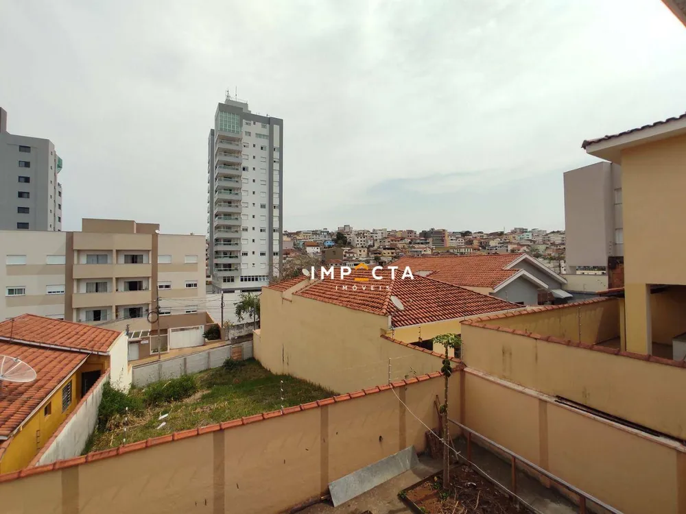Casa, 3 quartos, 200 m² - Foto 8