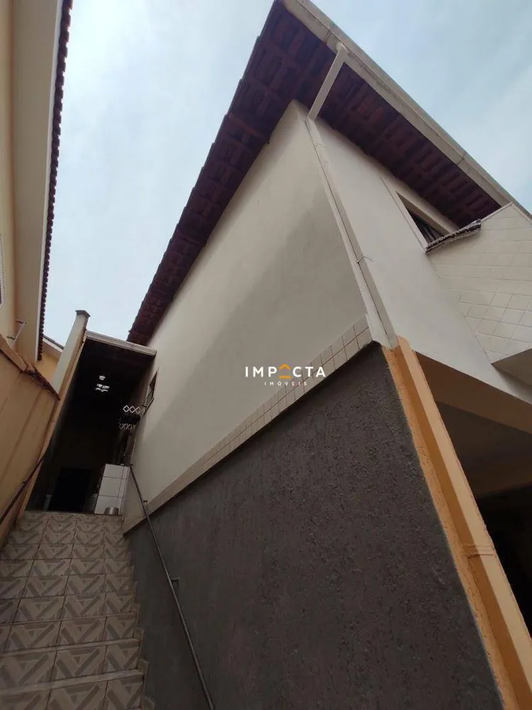 Casa, 3 quartos, 200 m² - Foto 11