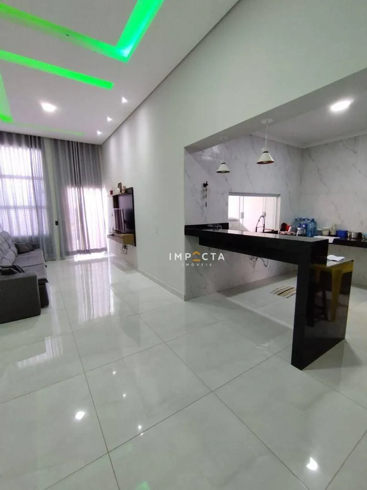 Casa, 3 quartos, 128 m² - Foto 3