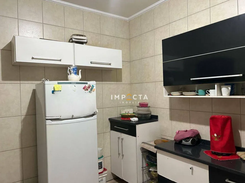 Casa, 3 quartos, 200 m² - Foto 2