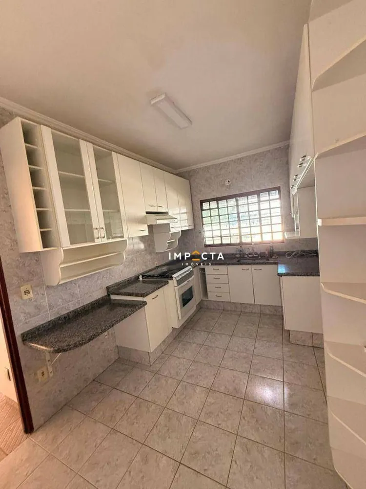 Casa, 3 quartos, 202 m² - Foto 7