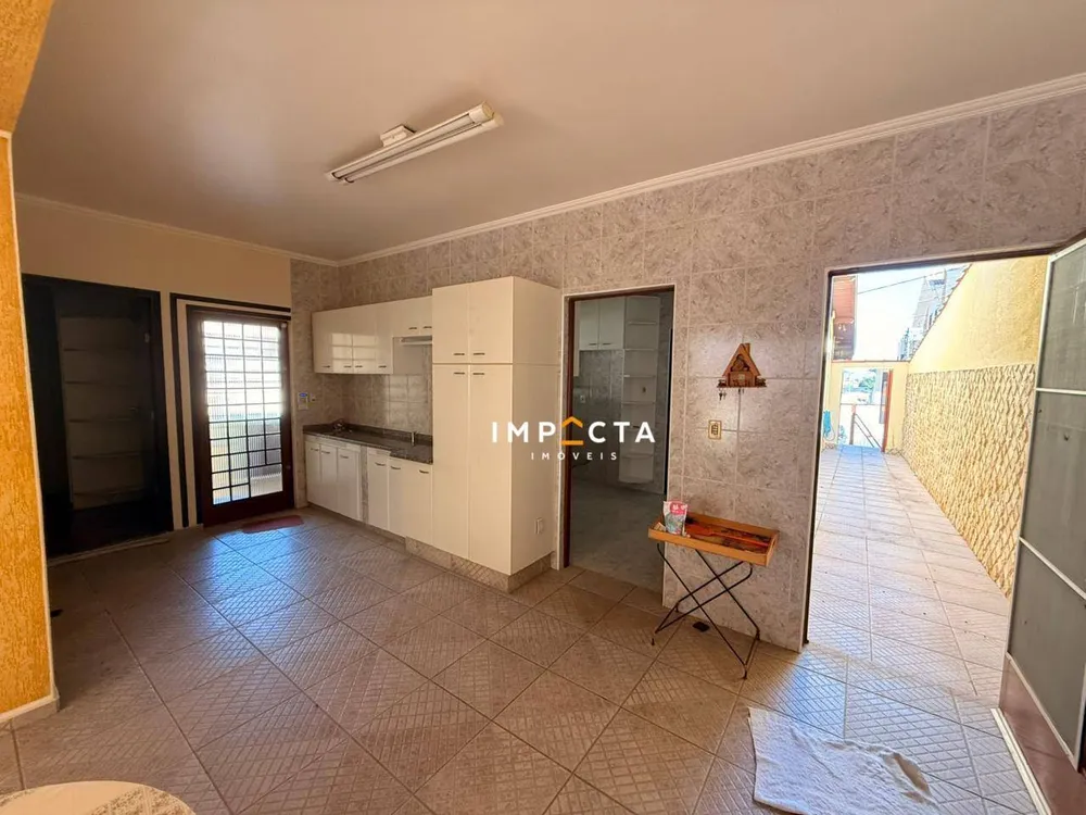 Casa, 3 quartos, 202 m² - Foto 8