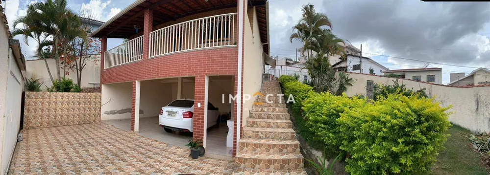 Casa, 3 quartos, 212 m² - Foto 1