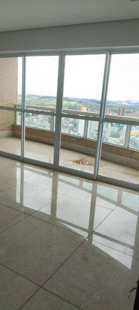 Cobertura, 3 quartos, 200 m² - Foto 1