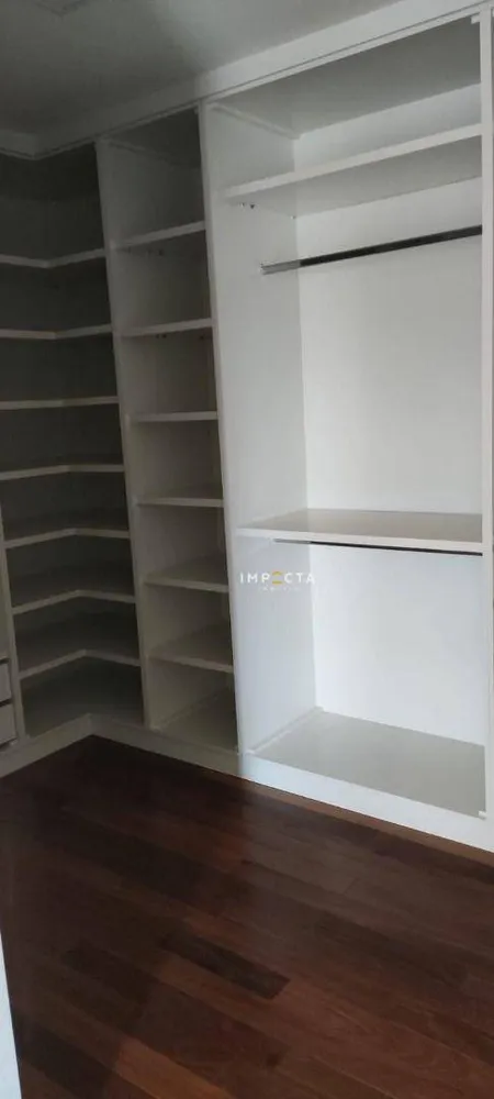 Cobertura, 3 quartos, 200 m² - Foto 4
