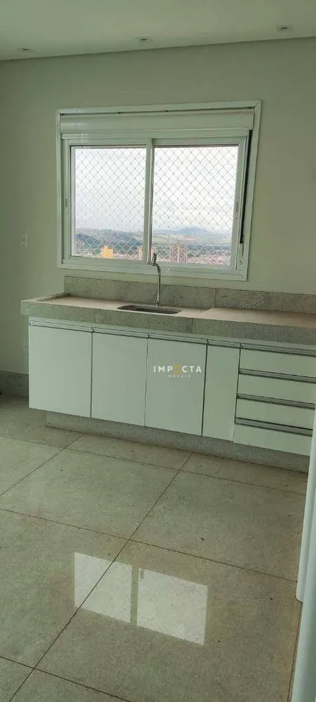 Cobertura, 3 quartos, 200 m² - Foto 4