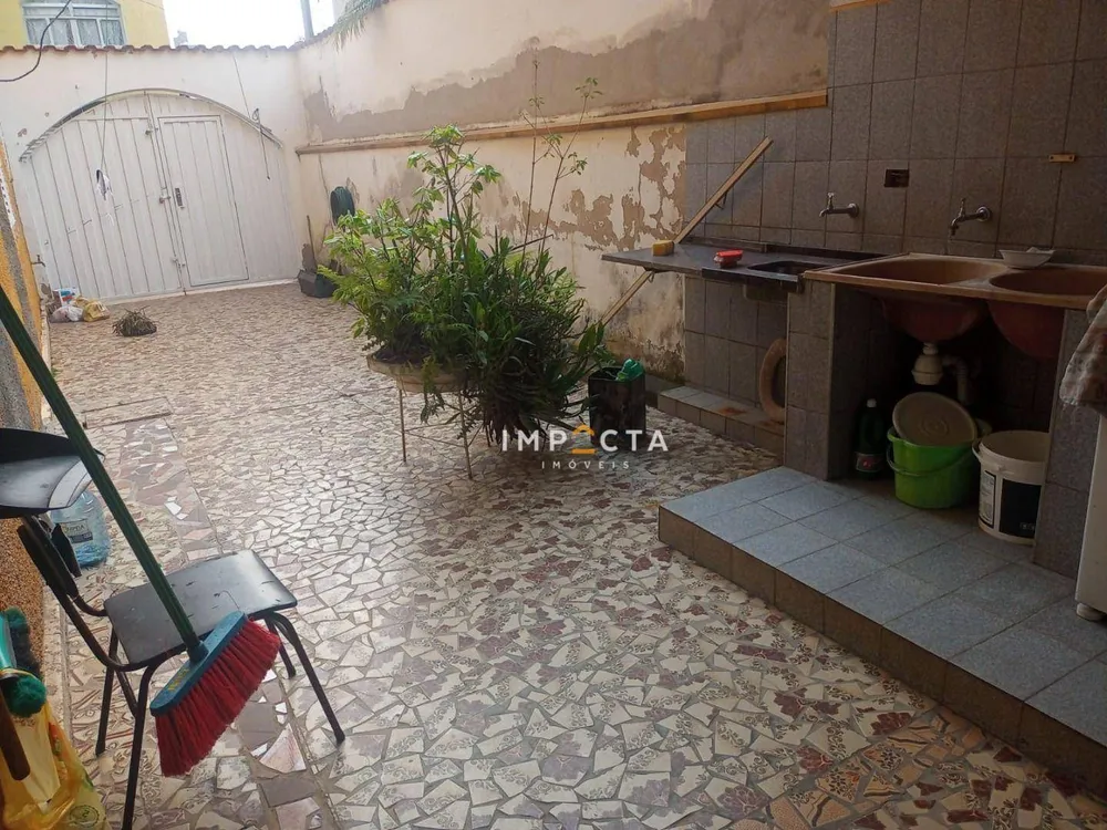 Casa, 6 quartos, 246 m² - Foto 11