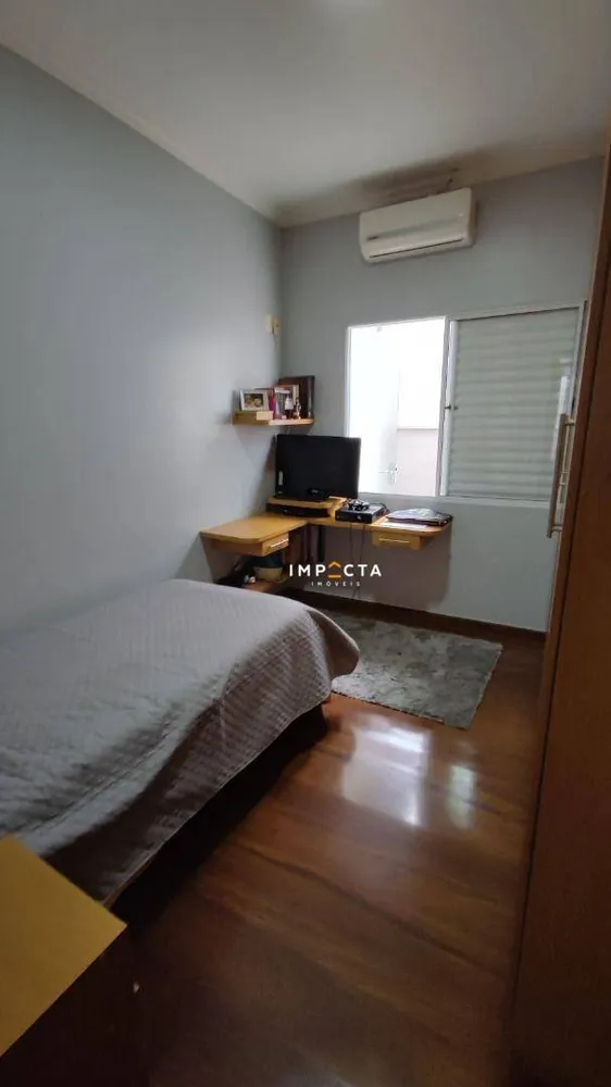 Casa, 4 quartos, 330 m² - Foto 3