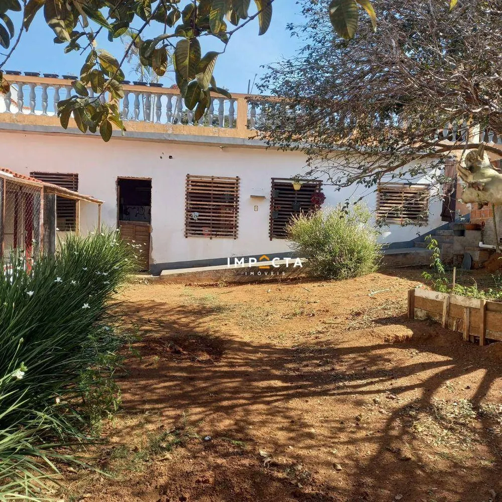 Chácara, 3 quartos, 960 m² - Foto 8