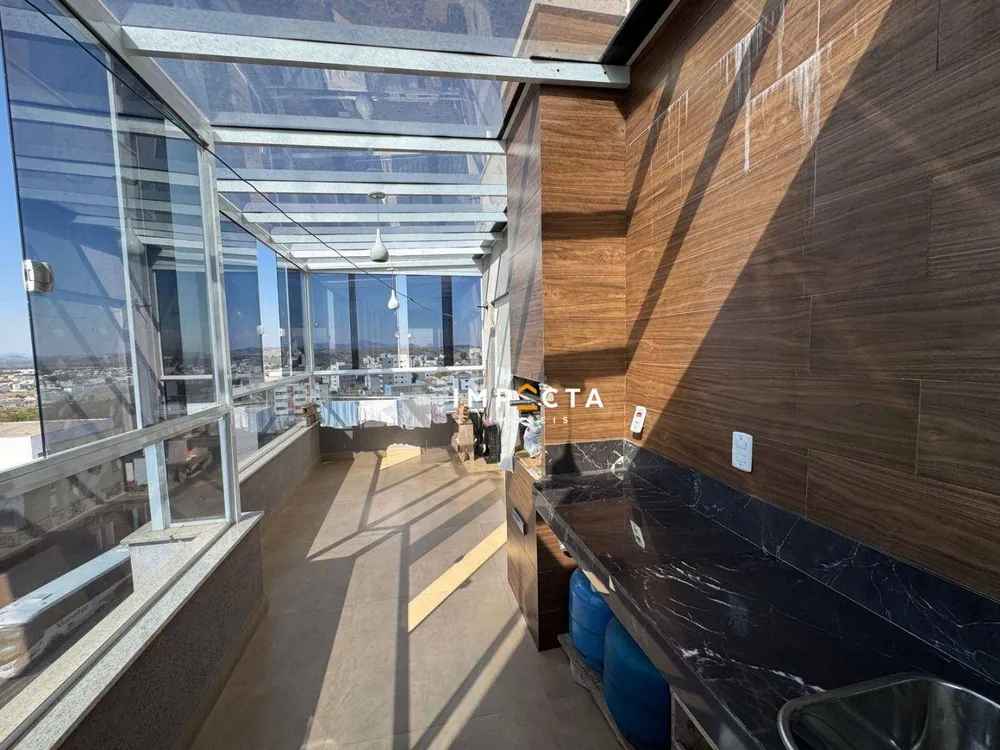 Cobertura, 3 quartos, 208 m² - Foto 1