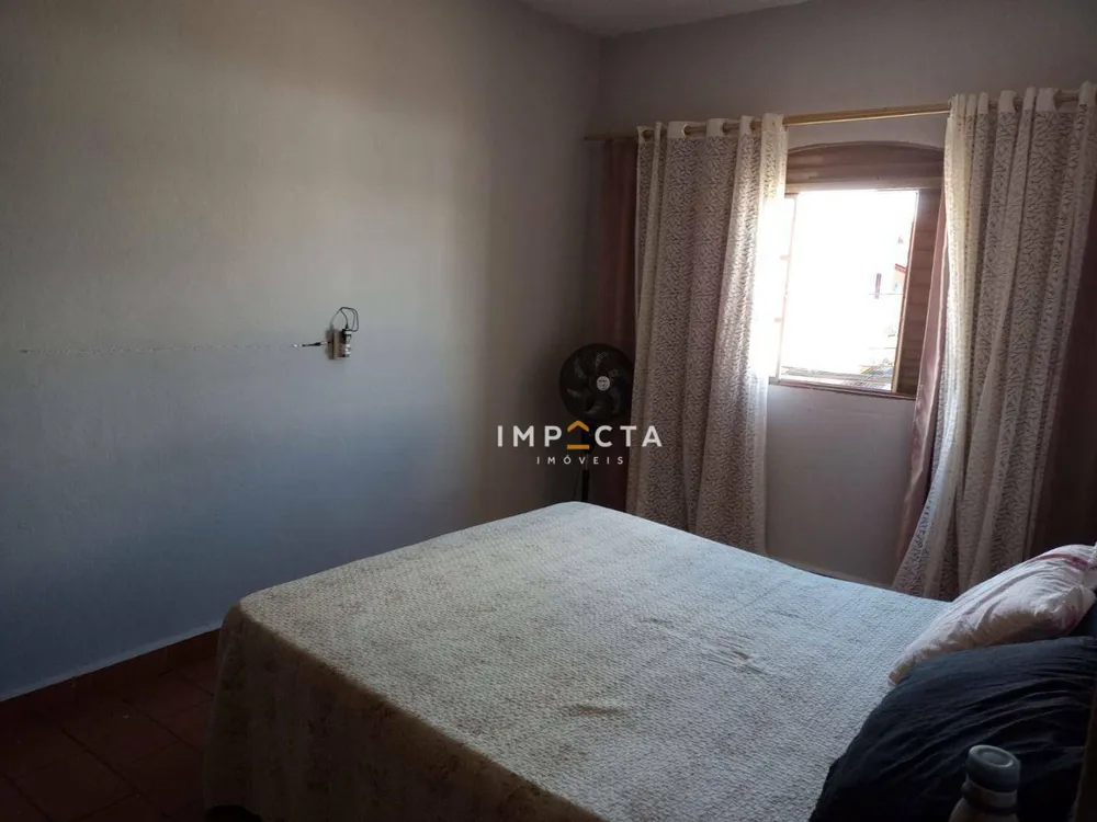 Casa, 3 quartos, 250 m² - Foto 1