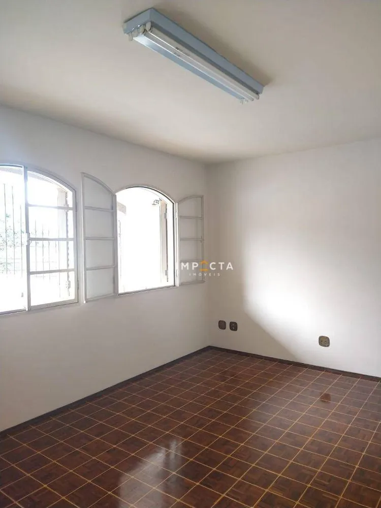 Casa, 4 quartos, 263 m² - Foto 8