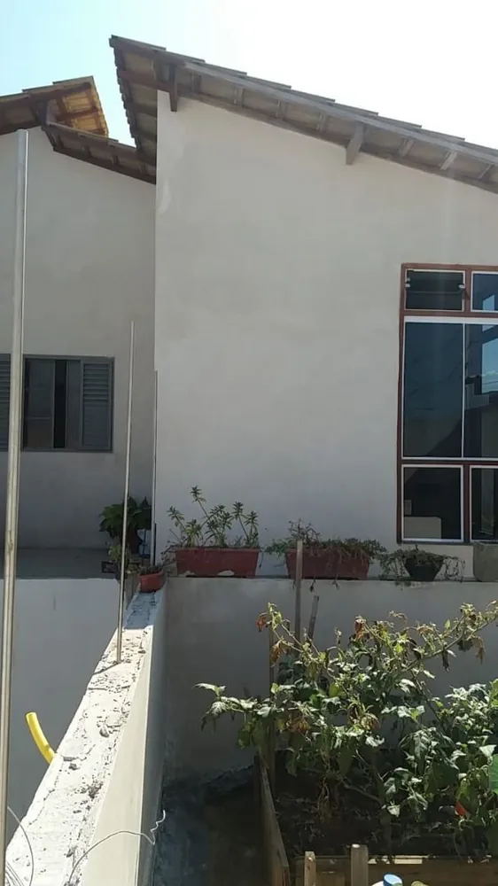 Casa, 4 quartos, 190 m² - Foto 2