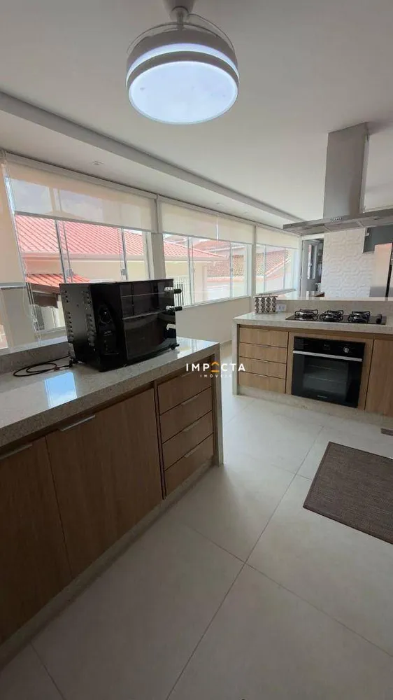 Casa, 3 quartos, 288 m² - Foto 4