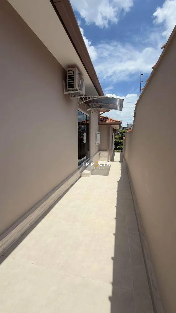 Casa, 3 quartos, 288 m² - Foto 8