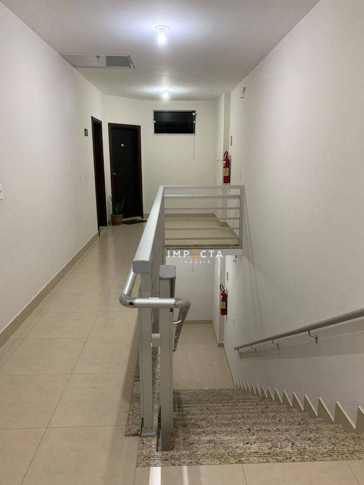 Apartamento à venda com 2 quartos, 65m² - Foto 4