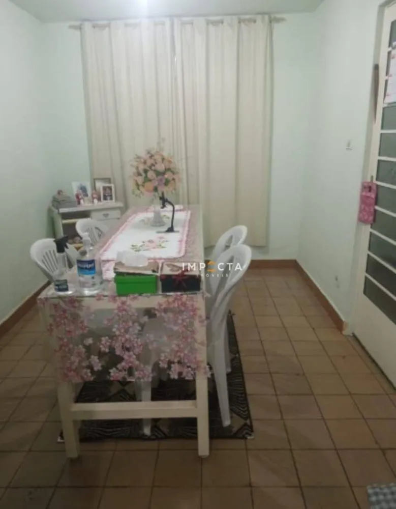 Casa, 4 quartos, 194 m² - Foto 2
