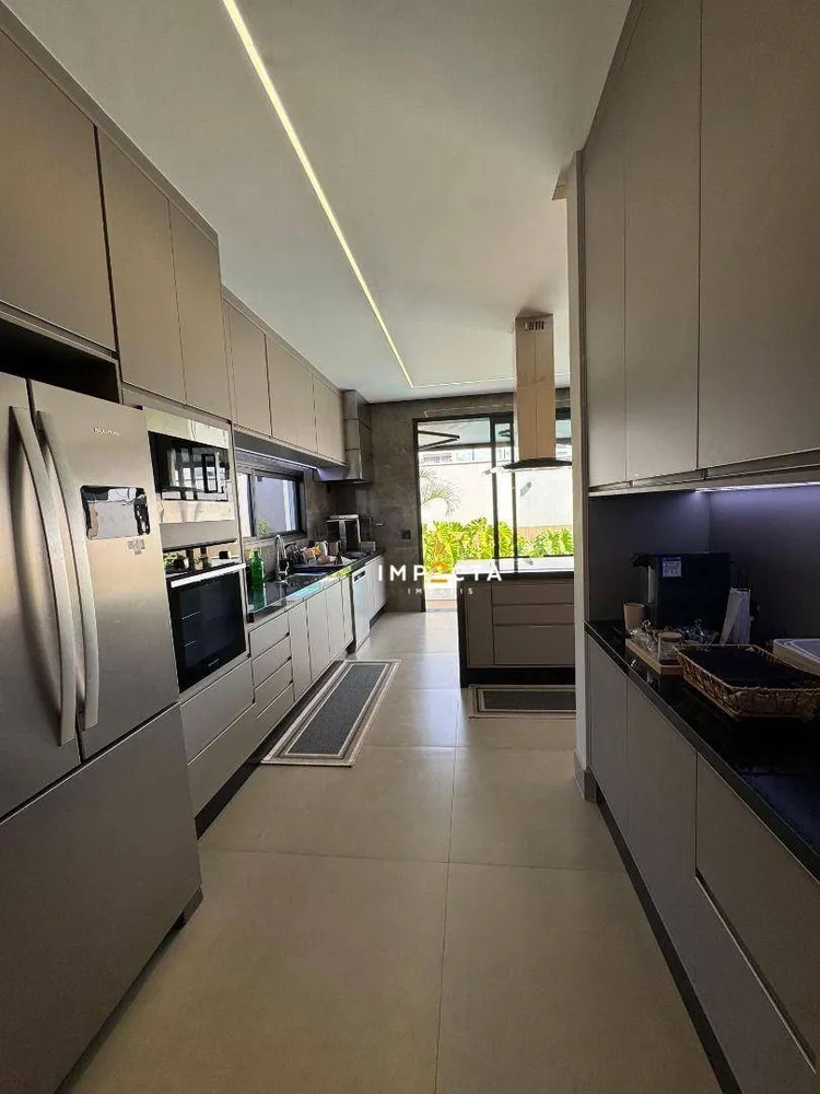 Casa, 3 quartos, 288 m² - Foto 4